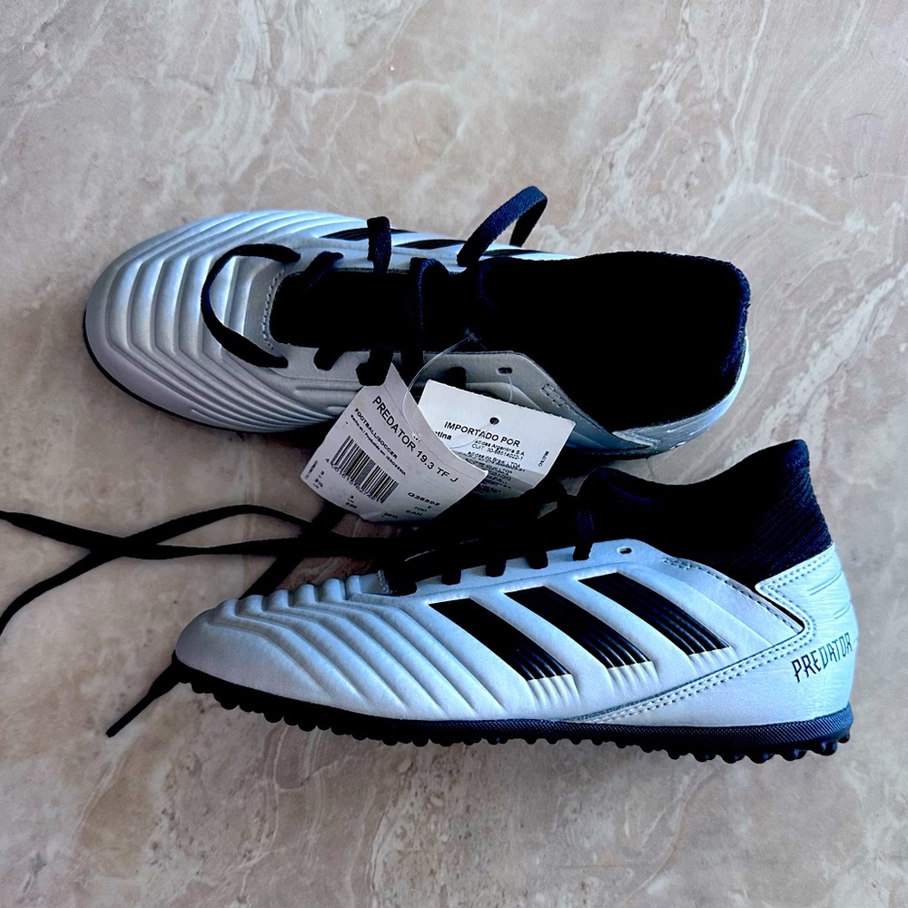 Adidas football Predator size 3 1/2